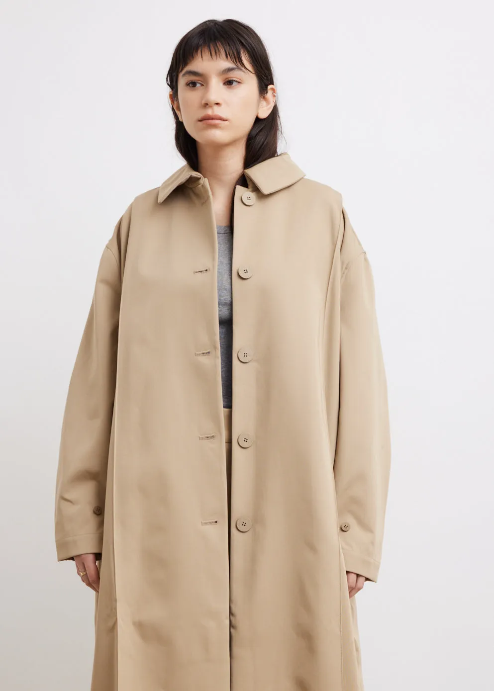 0019 Trenchcoat