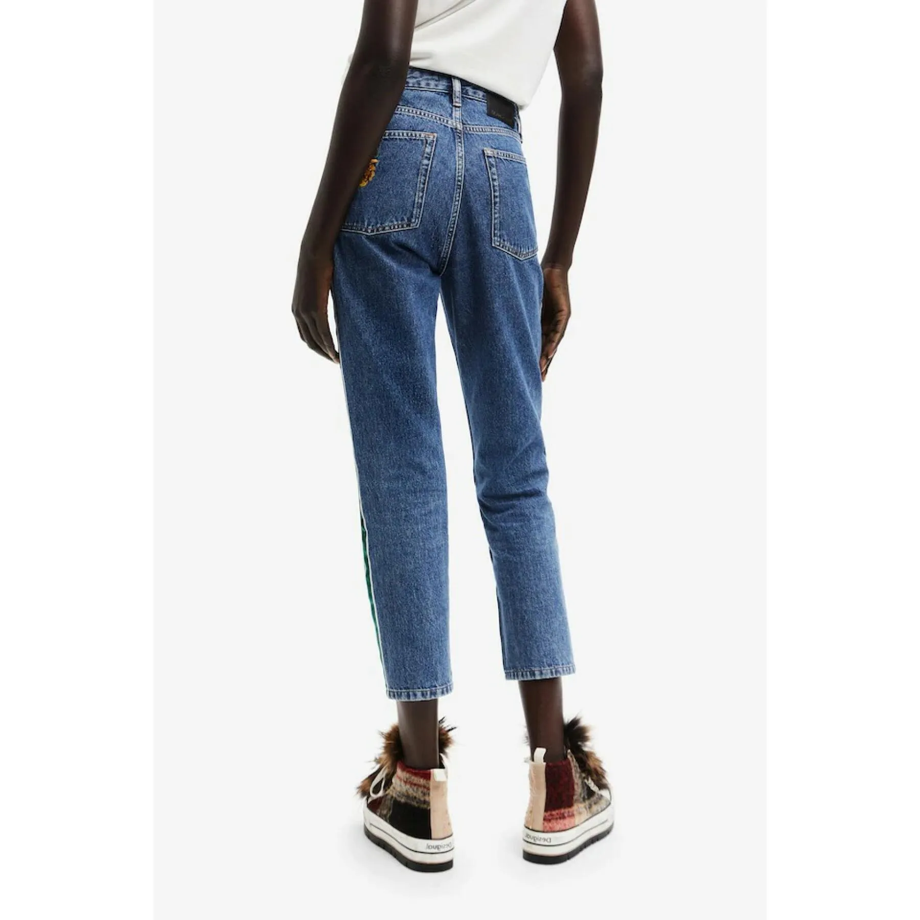 Alejandra side trim Jeans