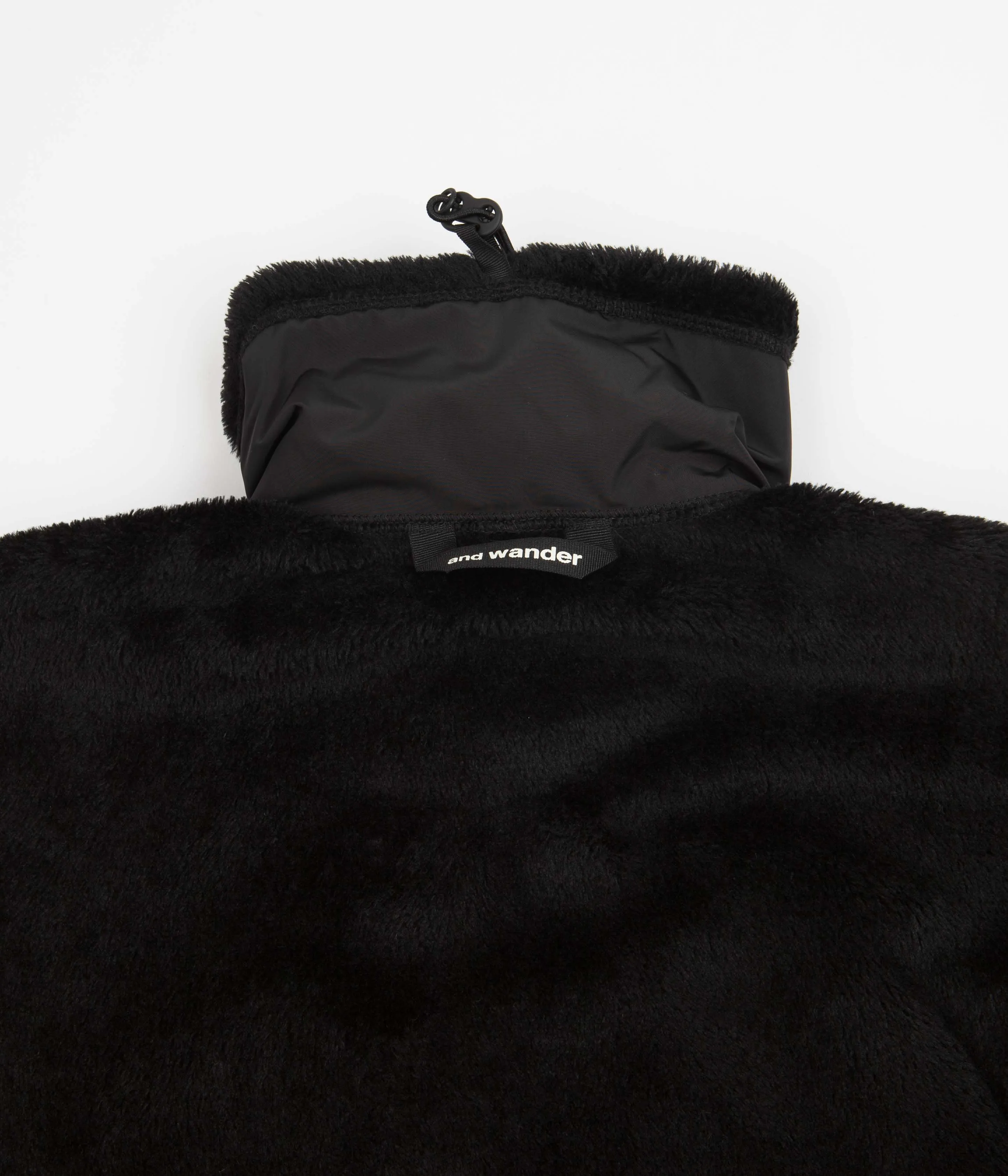 and wander High Loft Fleece - Black