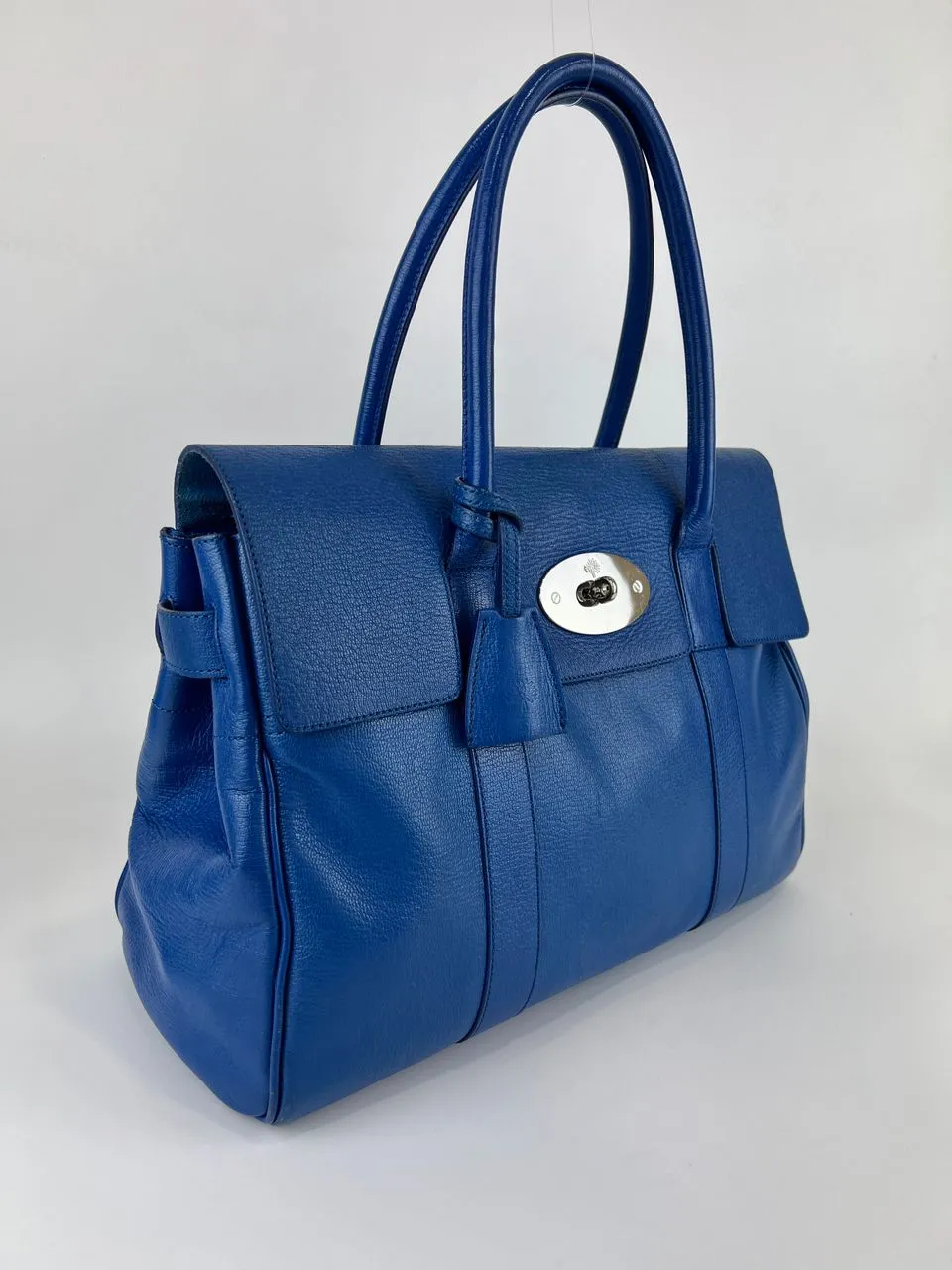 Bayswater in Blue, Gold Hardware