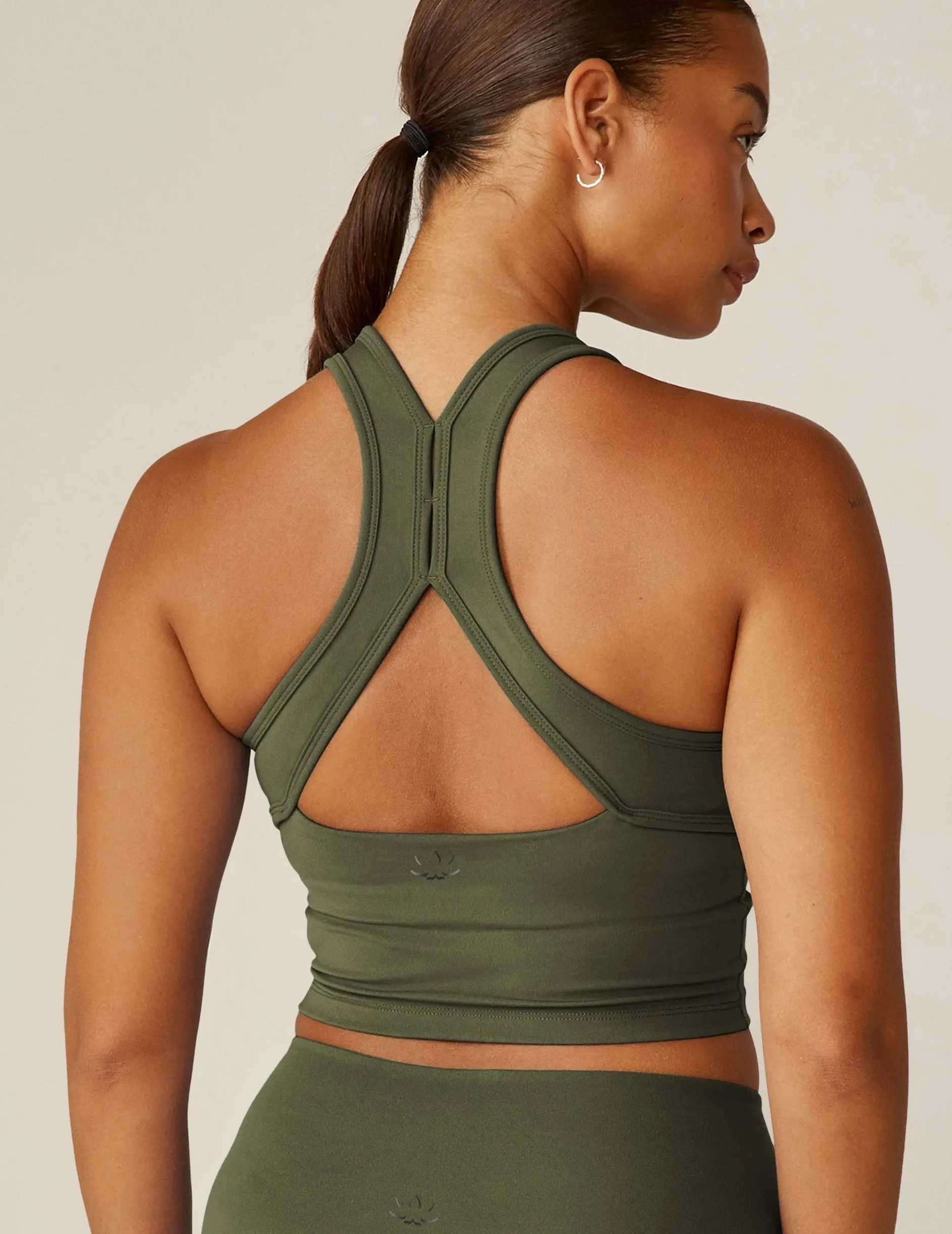 Beyond Yoga Powerbeyond Strive Cropped Tank - Modern Olive