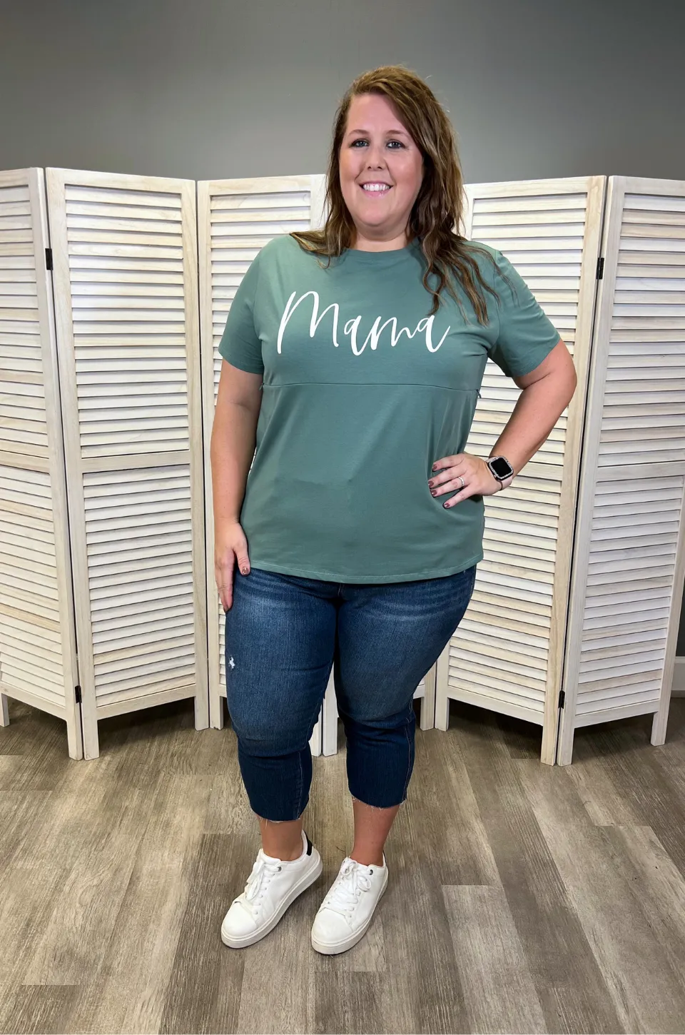 Cursive "Mama" Nursing T-Shirt - Forest