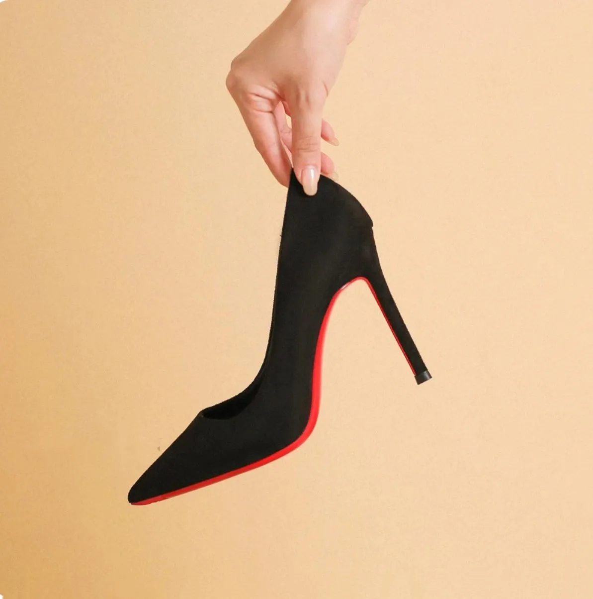 Elegant Pointed Toe Red Sole Shoe