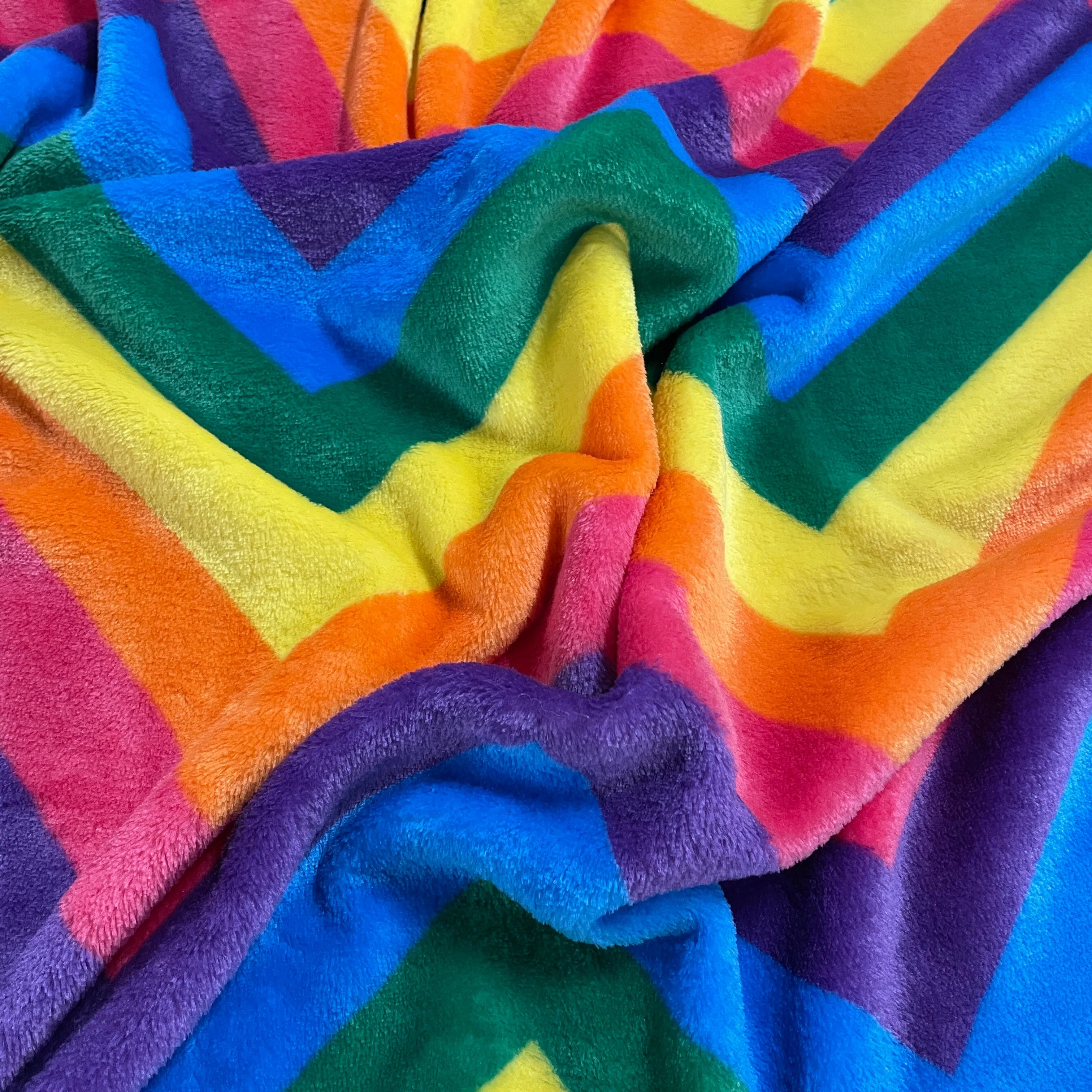 FS924 Rainbow Zigzag Cuddle Fleece Fabric