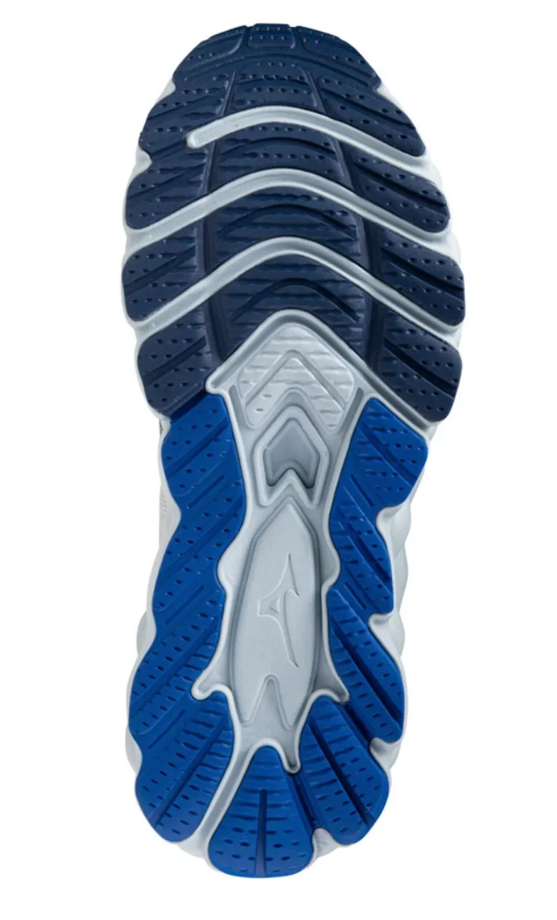 M Mizuno Wave Sky 8