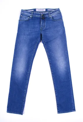 Mid-Rise Slim Fit Jean