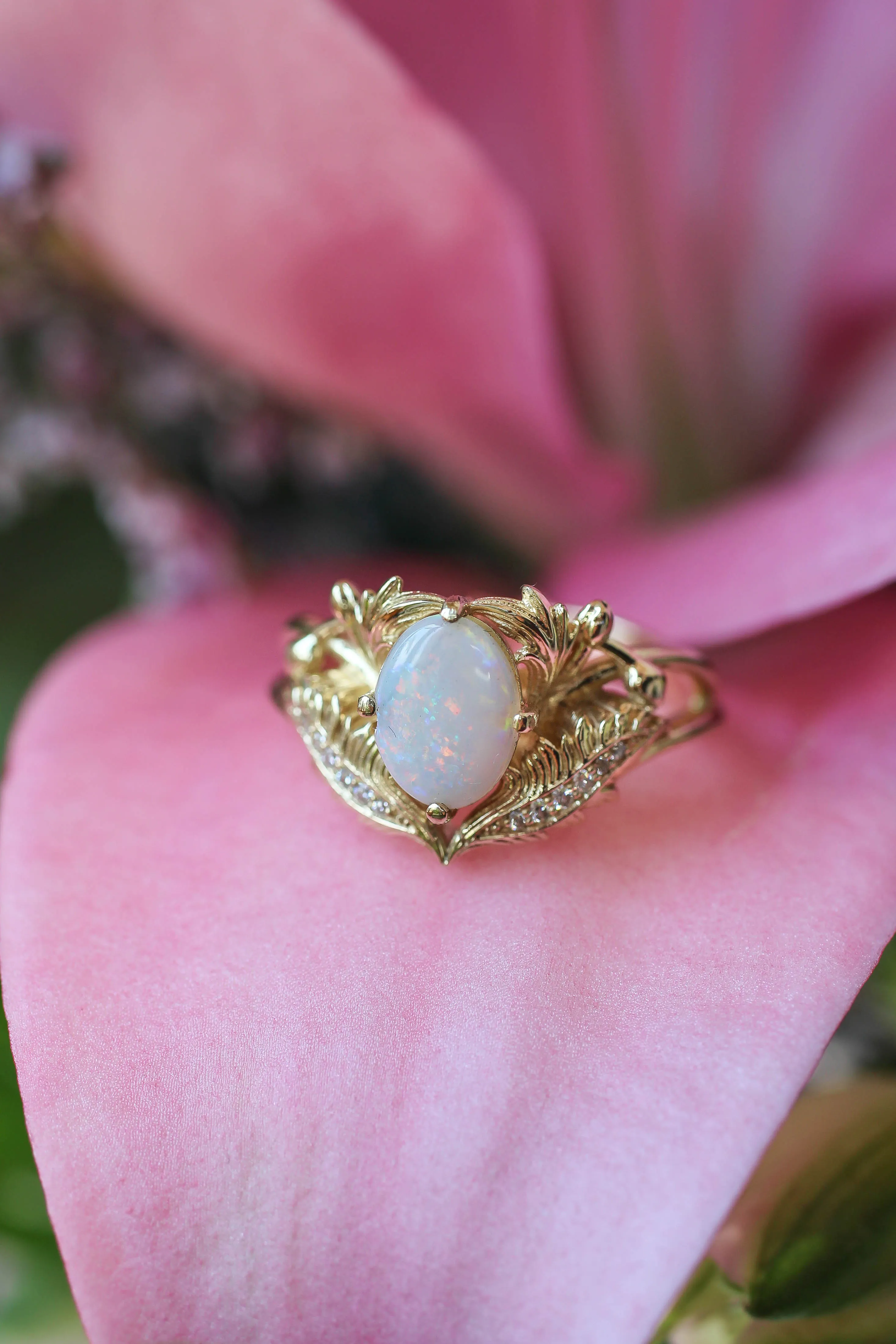 Opal and diamonds engagement ring / Adonis