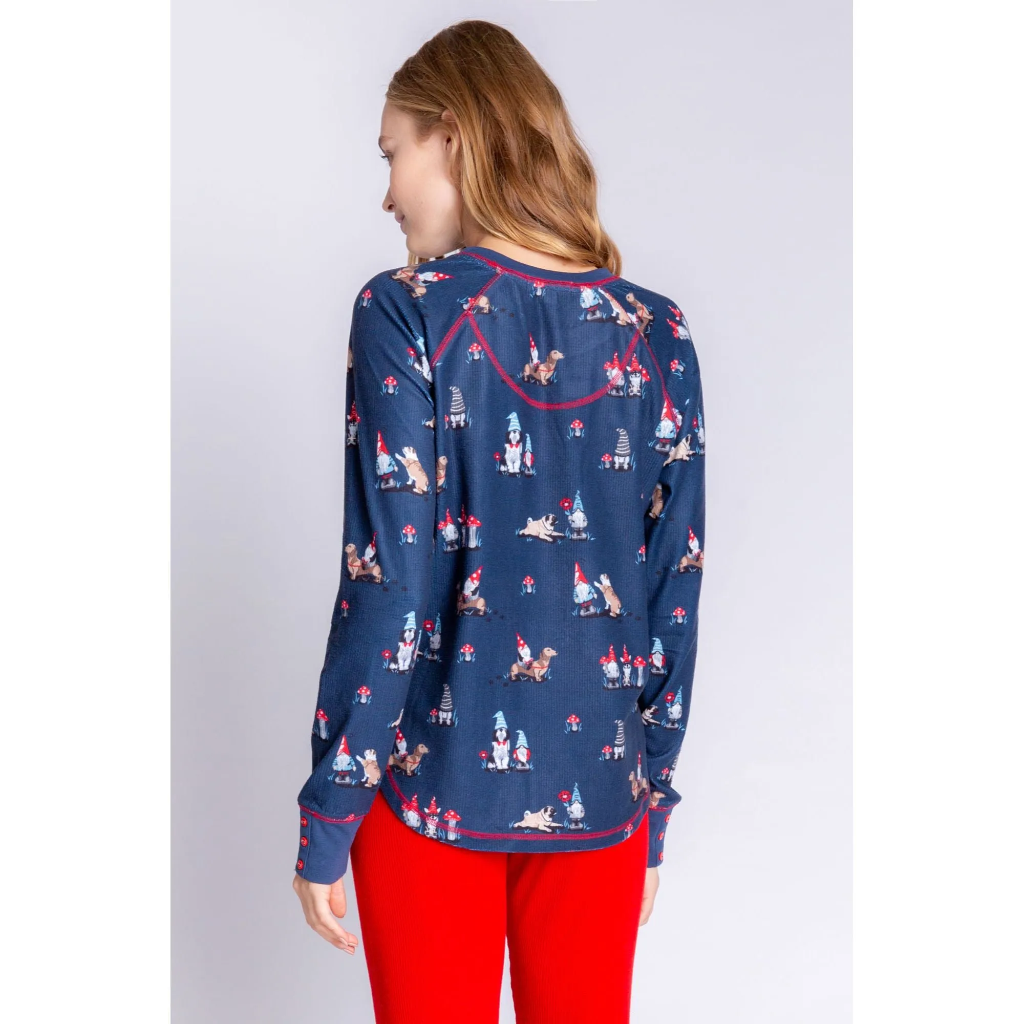 PJ Salvage Women's Chillin' With My Gnomies Top - NAVY