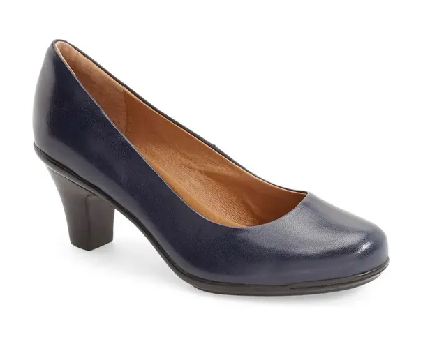 SOFFT Women's •Velma• Pump