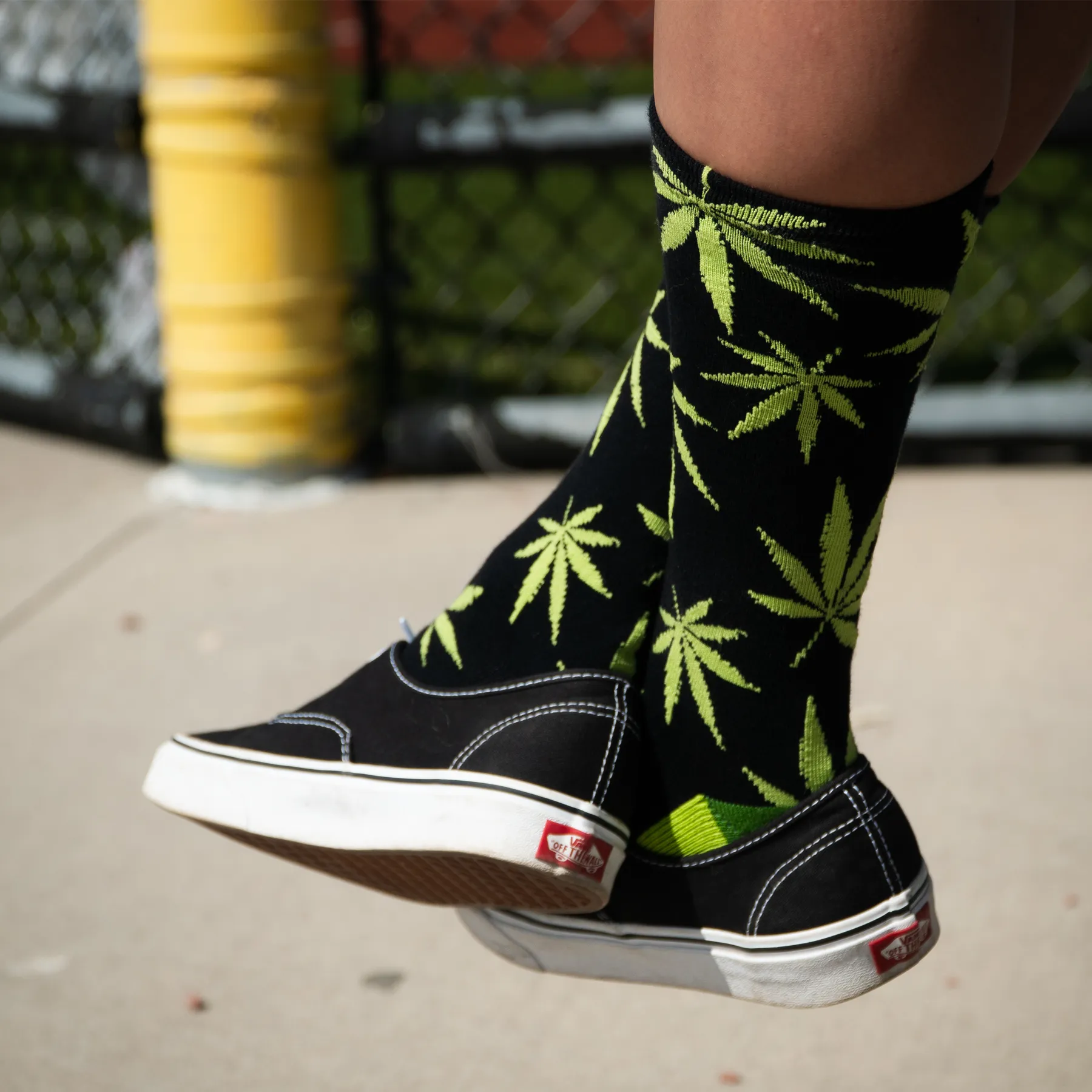 Weed Men's & Women's Crew Socks